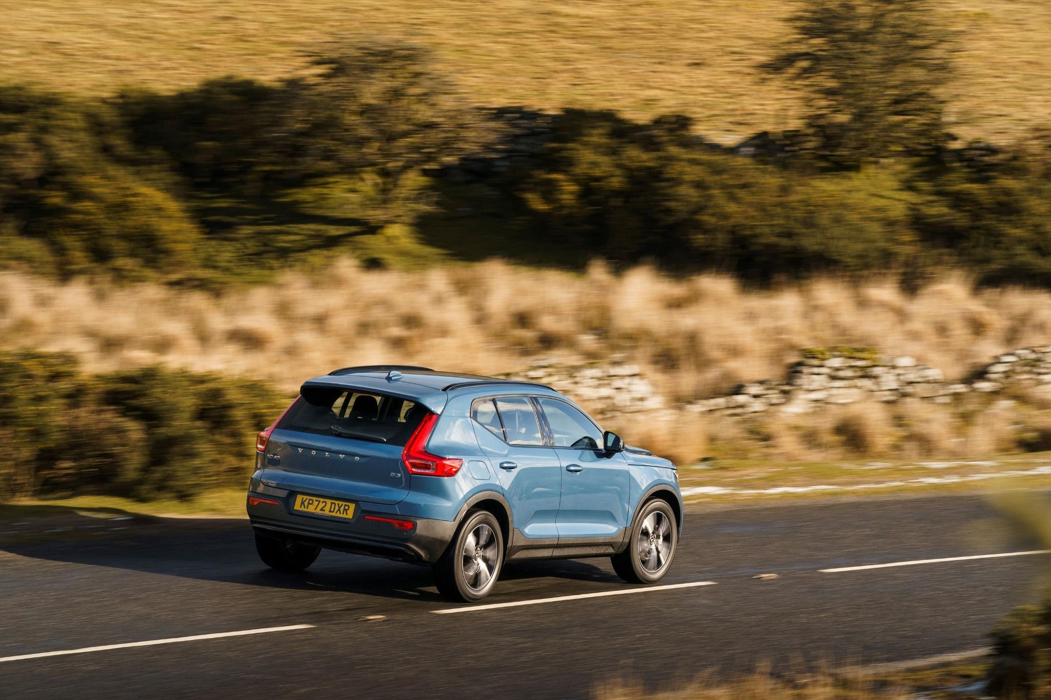 2022 Blue Volvo XC40