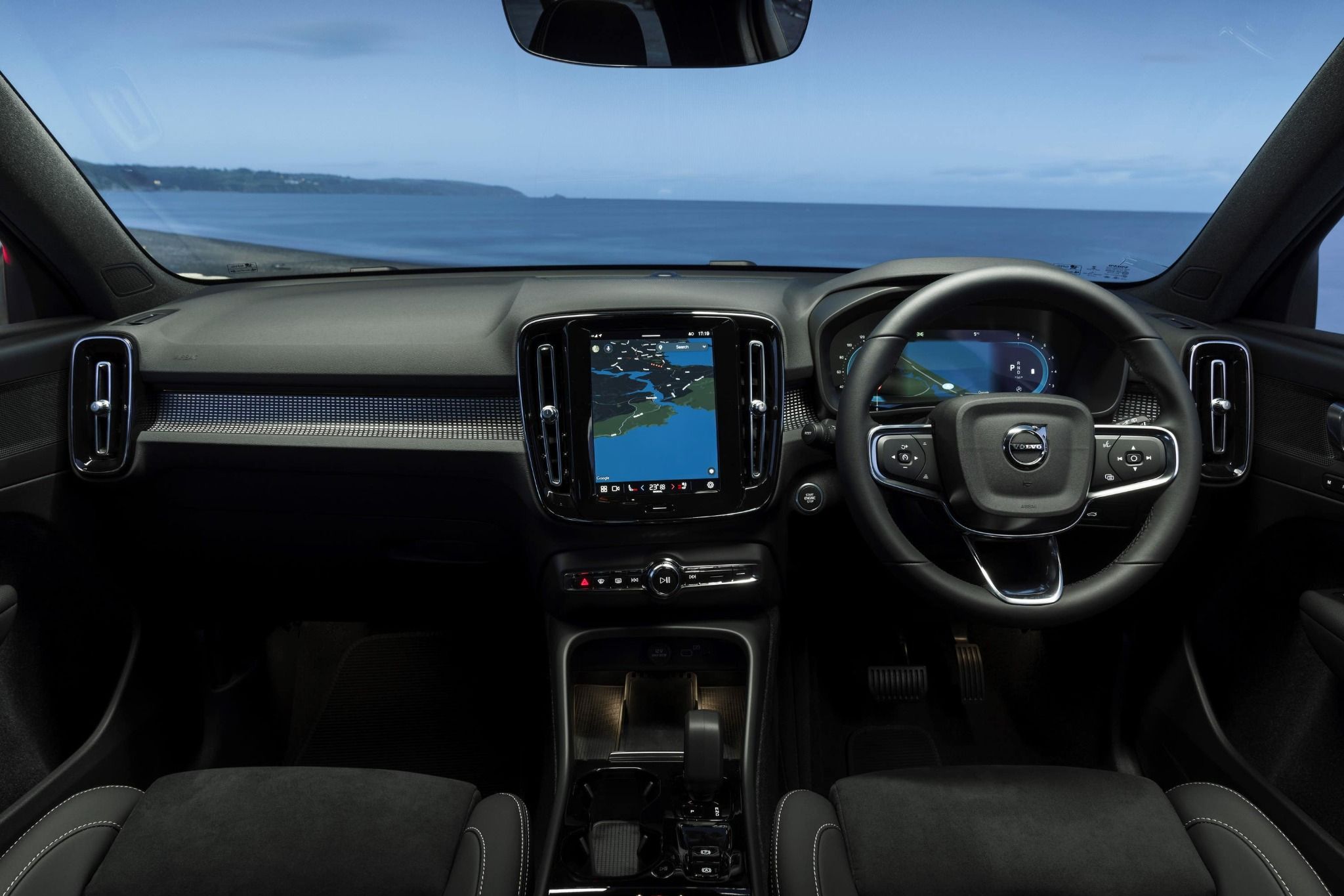 2022 Blue Volvo XC40
