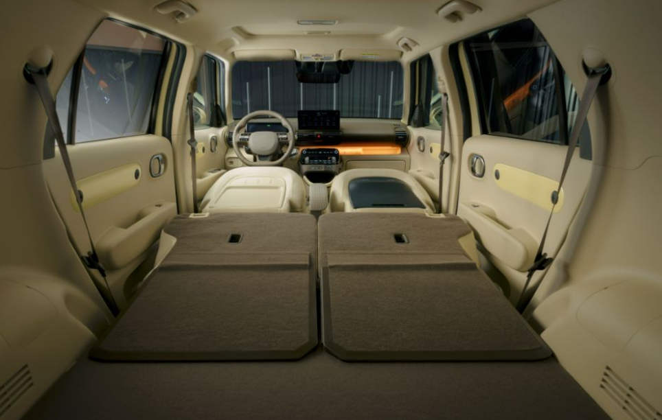 DY74LKE Mazda CX-60 2.5 PHEV Homura 5dr Auto in stock at…