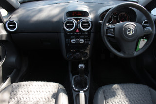 VAUXHALL CORSA HATCHBACK 1.4 SE 5dr