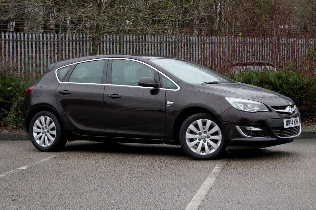 Vauxhall Astra Diesel Hatchback 2 0 Cdti 16v Ecoflex Elite 5dr Heated Seats Leather Cruise Control Nk14mhv Used Vauxhall Astra Fords Of Winsford