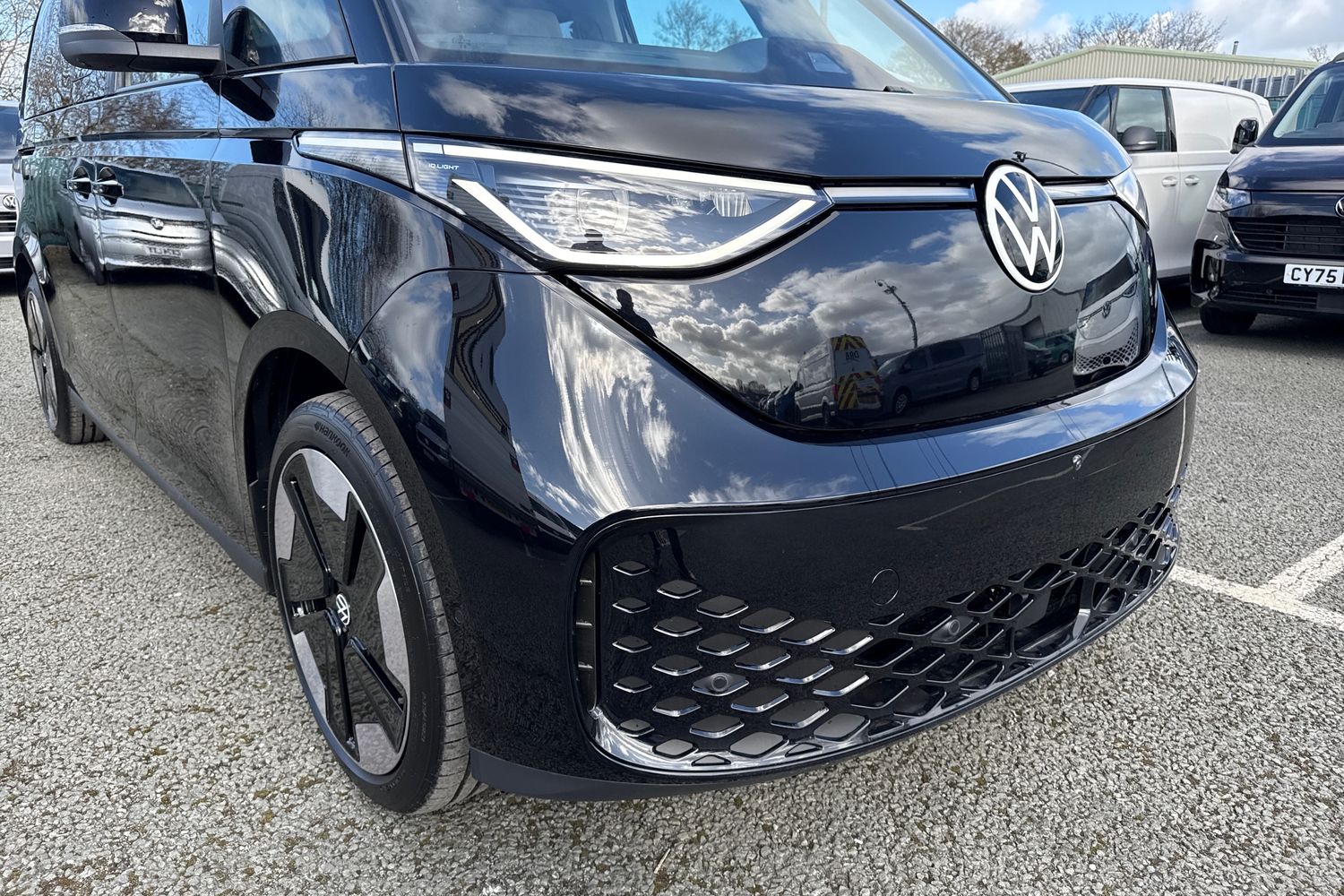 CX26KAA Volkswagen ID. Buzz Pro 86kWh Style MPV 5dr Electric Auto