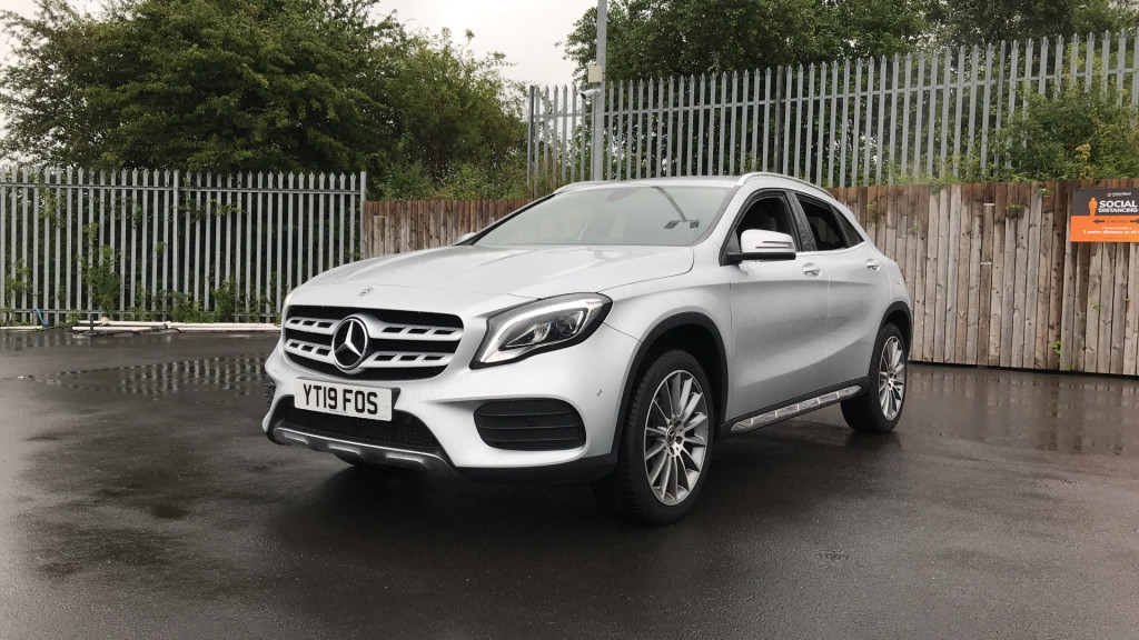 Mercedes Benz Gla Class Gla 180 Amg Line Edition Auto Yt19fos
